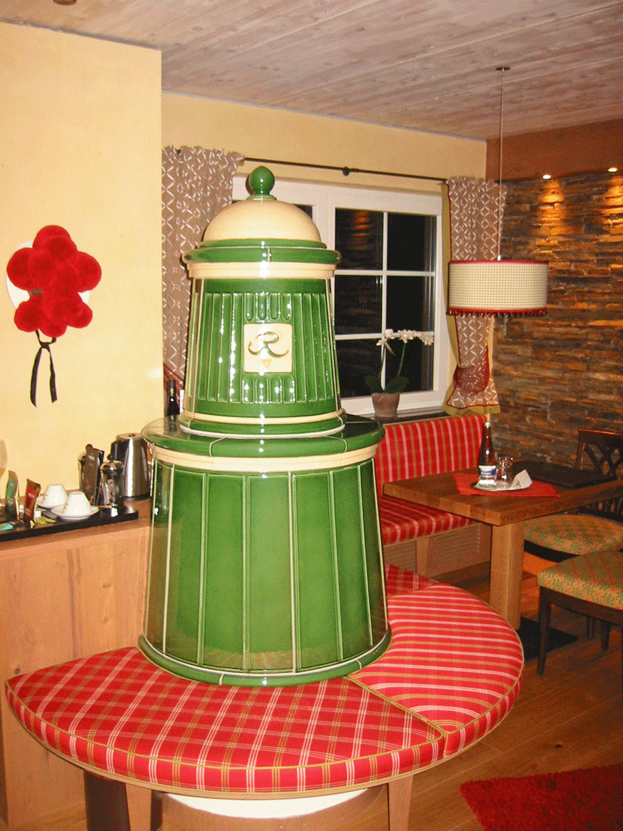 Zimmerofen - Hotel Rebstock Durbach